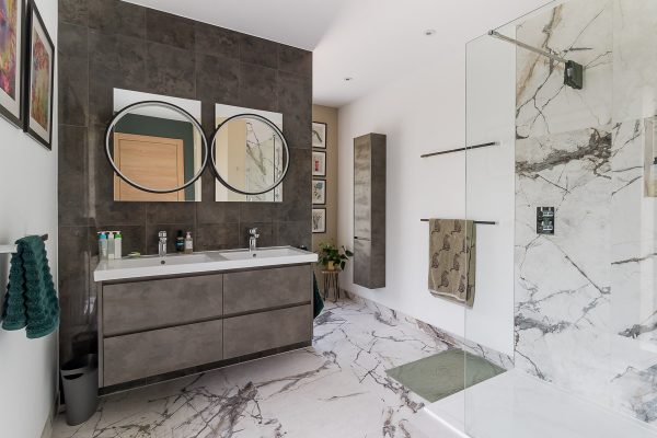Bathroom photography for GT-Osborne Builders (1200x800)_2 Landscape photo of luxury bathroom